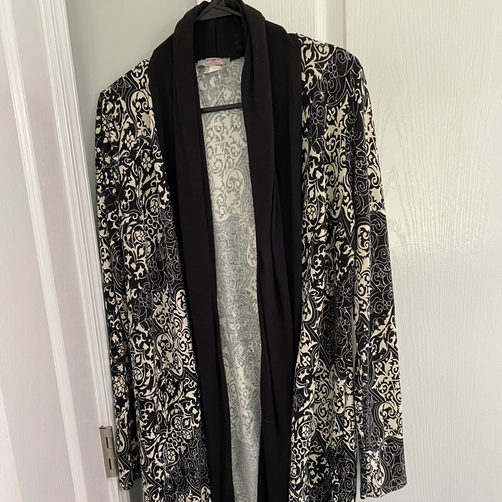 Black and off white long cardigan size M